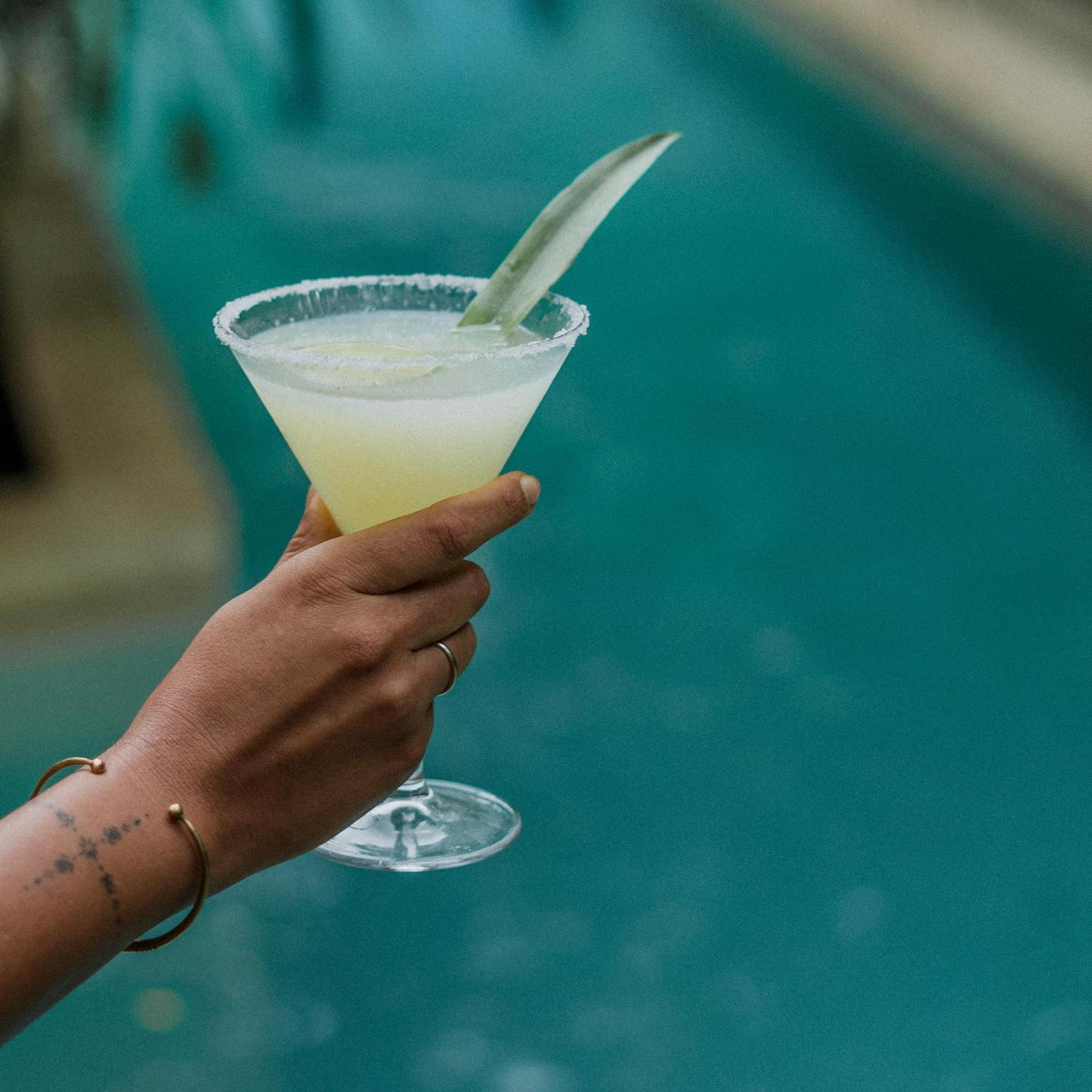 Copal Tulum Hotel Bagian luar foto A margarita garnished with a lime wedge
